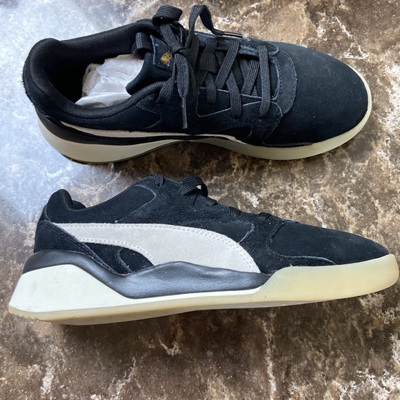 Puma new sneakers black suede womens sz 7.5 - Picture 4 of 7